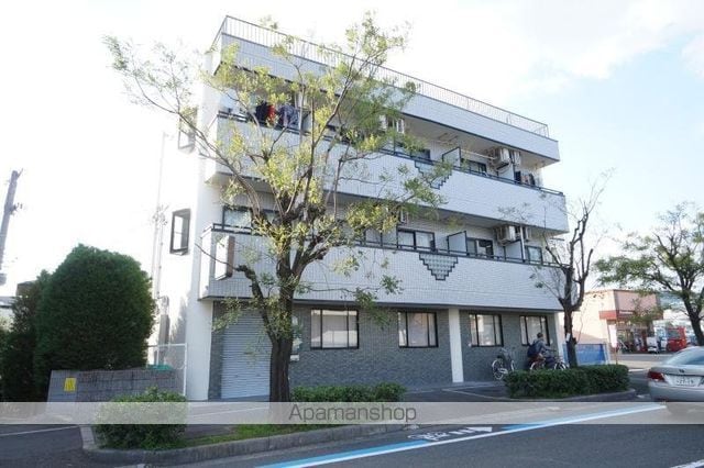 土室マンションの外観写真