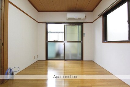 グリーンハイツ正岡[1R/23.85m2]のリビング・居間