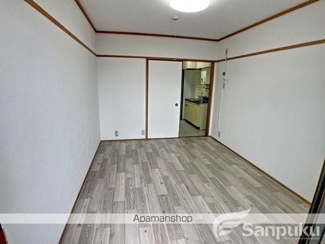 小山ビルの内装写真