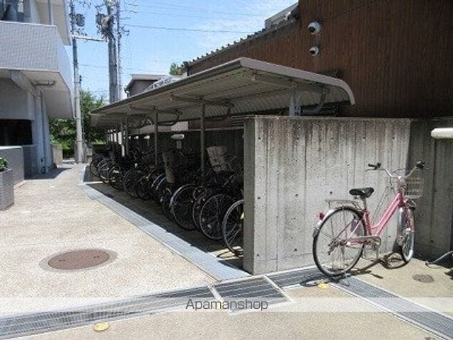 日本泉ビルの外観写真