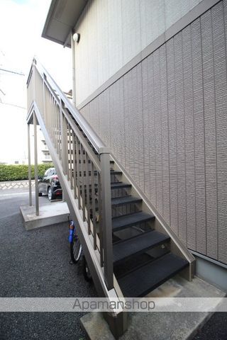 フォーシーズンズ冬の玄関写真
