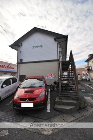 シャトル日和屋の外観写真