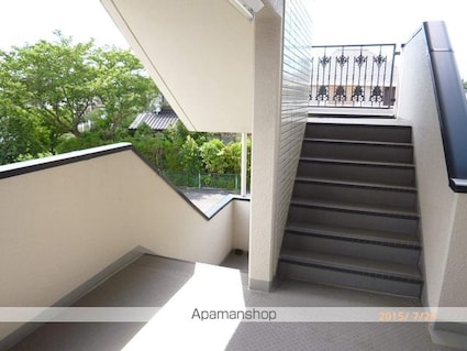 シャトーアルバ[2LDK/54m2]の共用部1