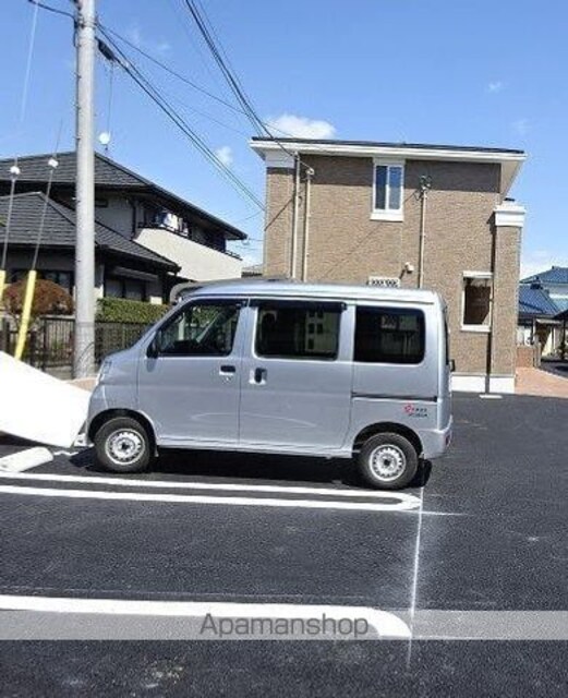 イリーデ[1LDK/34.08m2]の駐車場