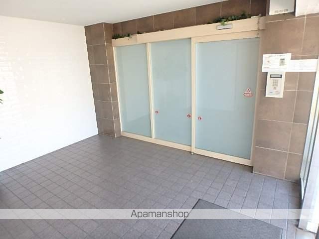 Iマンションの玄関写真
