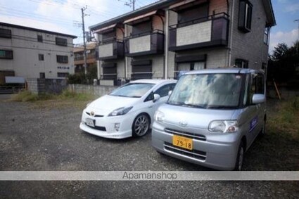 スカイゴールド[1K/23.14m2]の駐車場