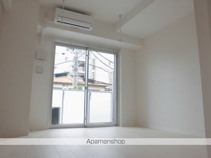 ＰＬＵＭ　ＶＩＬＬＡＧＥ[1K/28.14m2]のリビング・居間