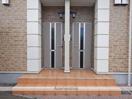 カルム・メゾン[1R/32.9m2]のエントランス2