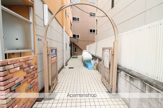 ゼウス千里山の玄関写真