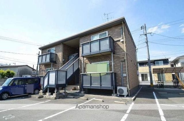 パインツリーEの外観写真