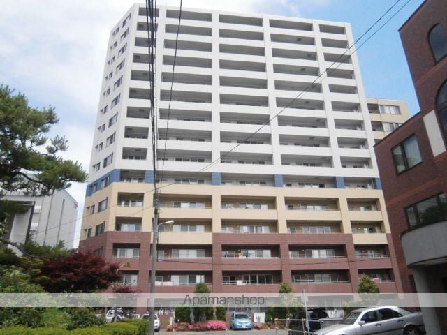 グランアルト福住オーヴェスト棟の外観写真