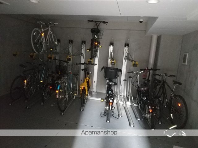 東京都新宿区北新宿４丁目[1K/25.84m2]の共用部