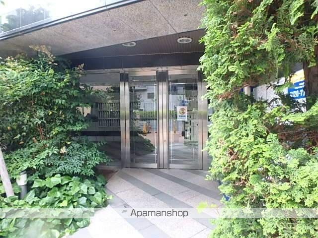 プライムアーバン大崎の玄関写真