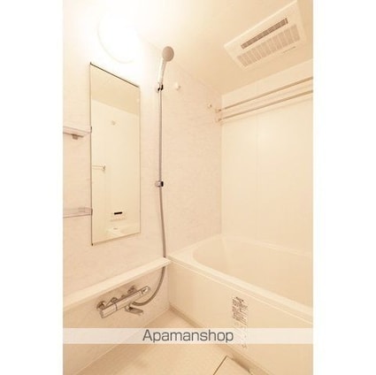 コンフォリア東新宿[1DK/25.23m2]のバス