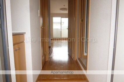 メゾン　カルム[1R/25.25m2]の玄関