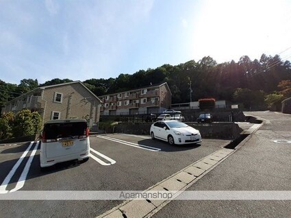 グリーンヒル[2DK/46.17m2]の駐車場3