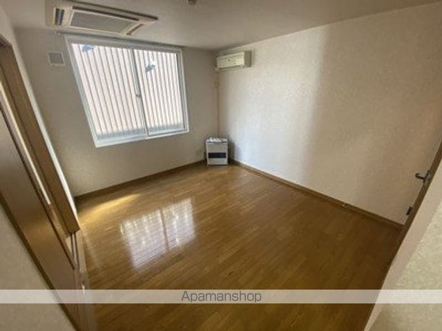 フォレストオカップIIの内装写真