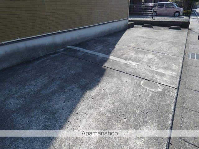 SURPLUS由佳のその他写真