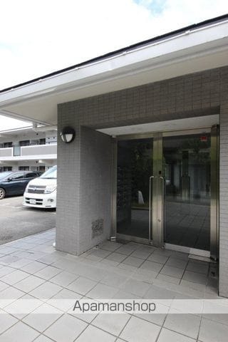 セレーノ花屋敷の玄関写真