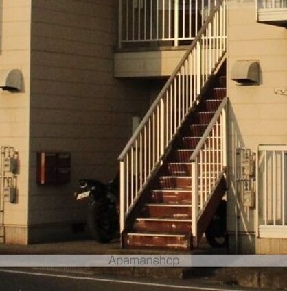 ローズキャッスルＡ棟[2DK/39.75m2]のエントランス