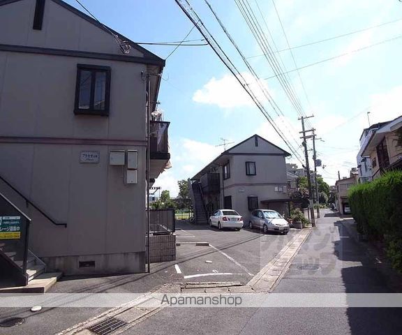 プラセオの玄関写真