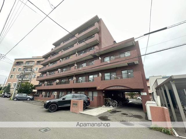 アーバンハイツ平岸の外観写真