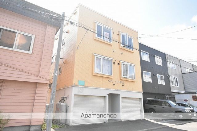 メゾンプレアデスの外観写真