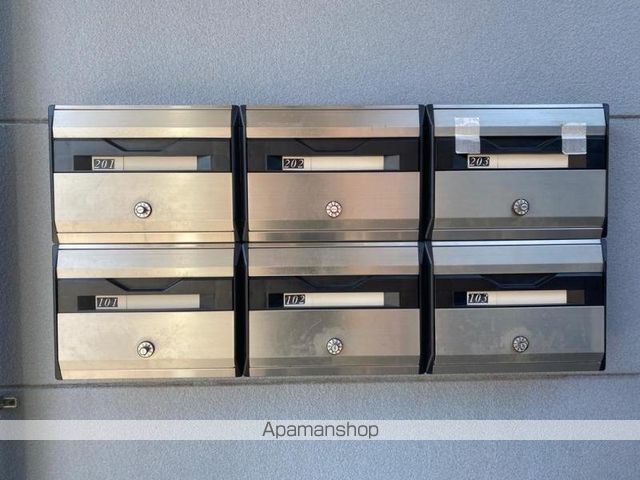 メゾンクラスター[2LDK/48m2]の共用部4