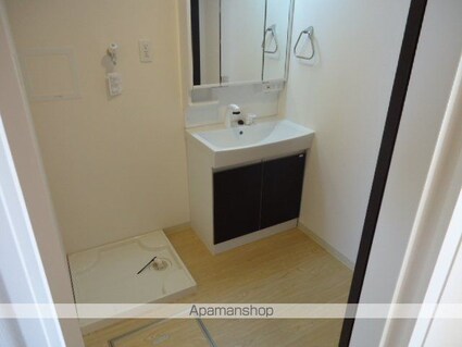 和歌山県和歌山市湊１丁目[2LDK/57.86m2]の内装1