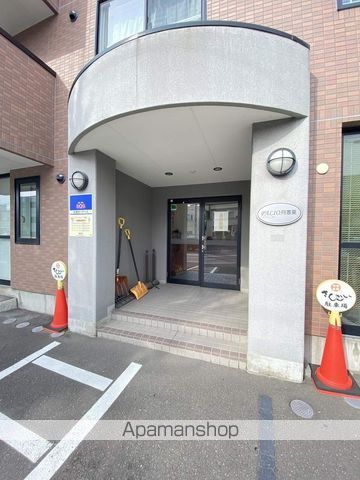 パリオ月寒東の玄関写真