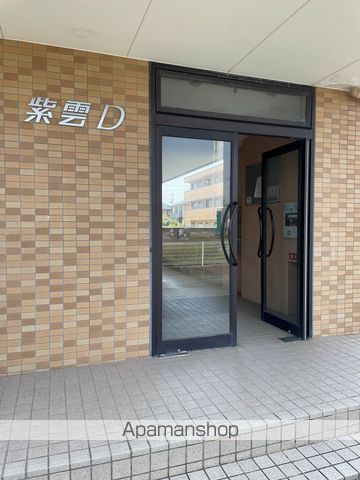 マンション紫雲Dの玄関写真