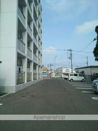 パークセントラル名取[1R/30.96m2]の駐車場