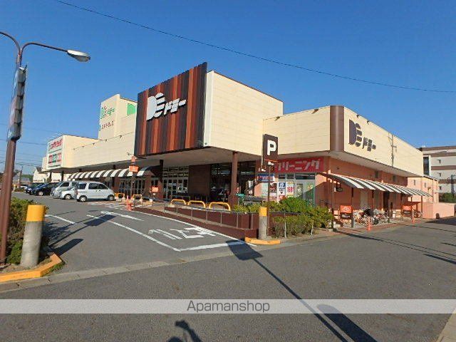 プロスペリティ樹の周辺写真