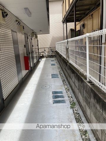 シャロンローズの外観写真