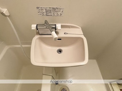 レオパレスプラムヴィラ２[1K/28.15m2]の洗面所