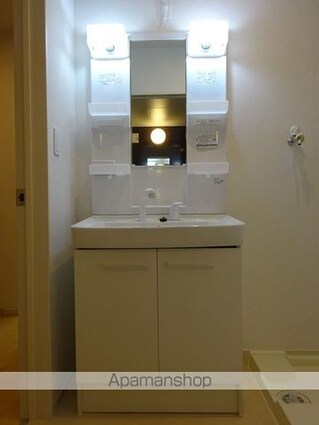 和歌山県和歌山市朝日[1LDK/44.97m2]の洗面所