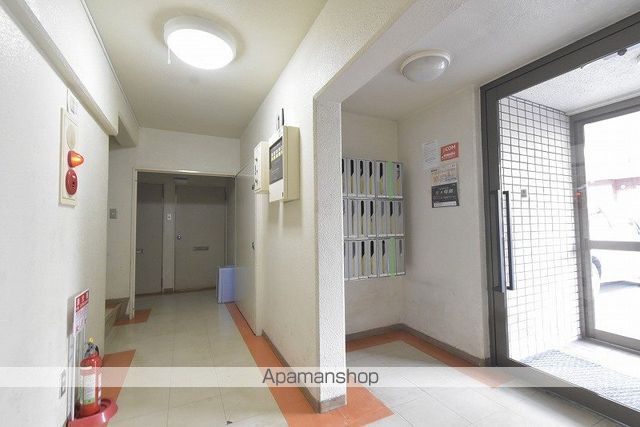 フラワーハイツHSの玄関写真