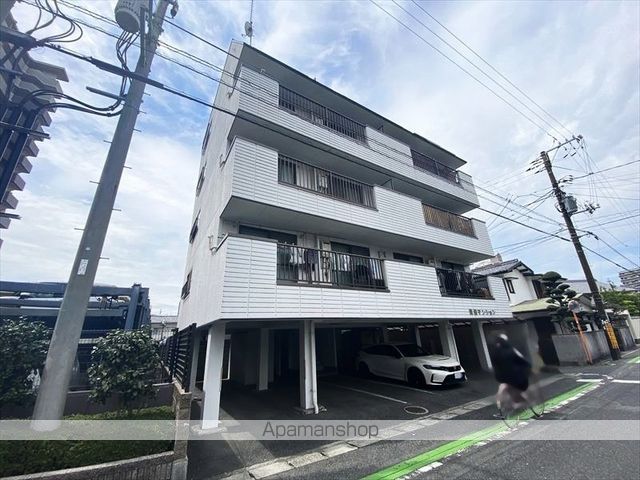 波田マンションの外観写真
