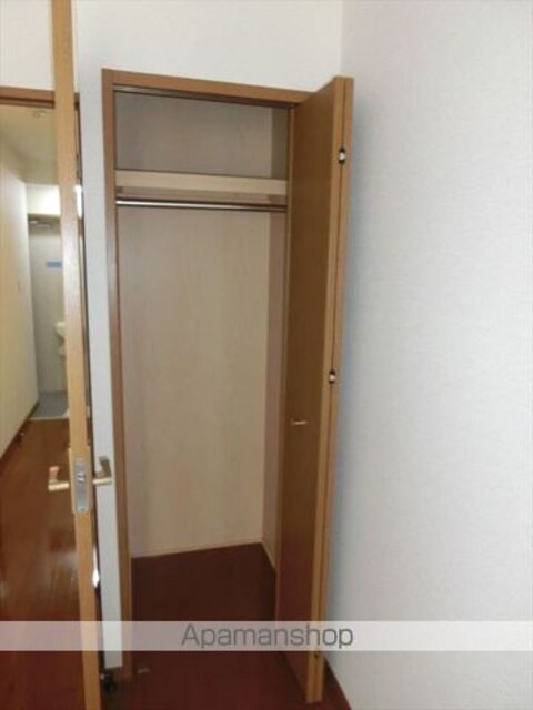 和歌山県和歌山市秋月[1K/27m2]の収納
