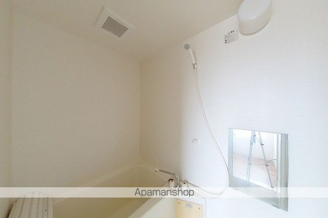 メゾンカフカスの内装写真