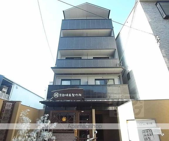 アイカーサ綾小路の玄関写真