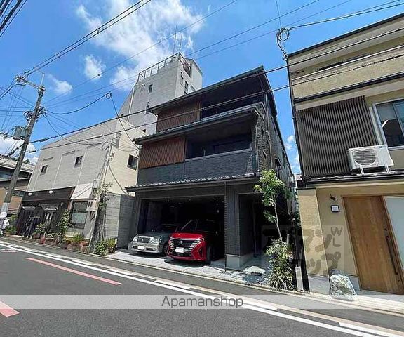 フロンテージ堺町御門の外観写真