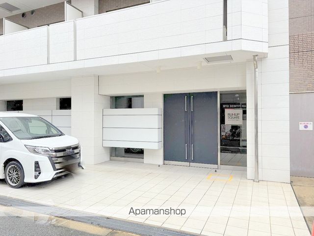 ラナップスクエア南堀江の玄関写真