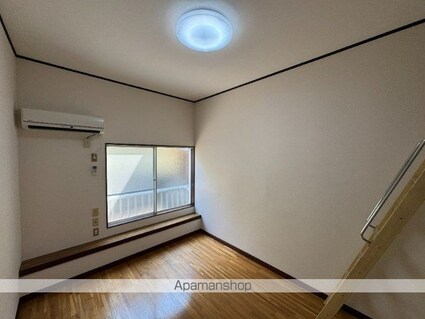 クロノス仙川[1R/17m2]のリビング・居間