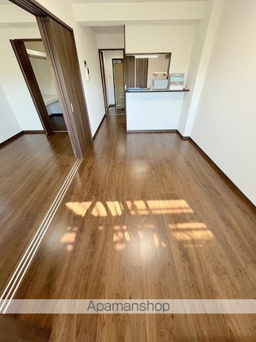PISSENLIT Iの内装写真
