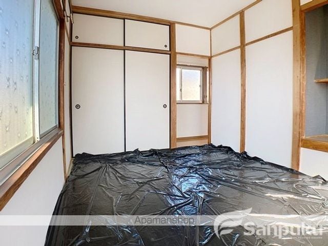 松山市 2階建 築52年の内装写真