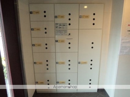 ル・リオン牛込柳町[1K/36.98m2]の共用部2