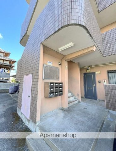 ユーミー青柳1号館の玄関写真