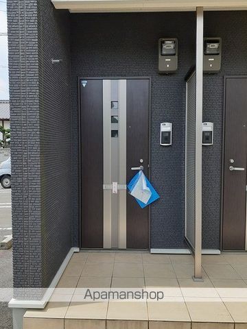 サーンク アルブルの玄関写真