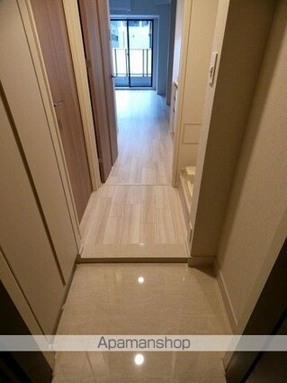 パークアクシス新宿百人町[1LDK/30.38m2]の玄関